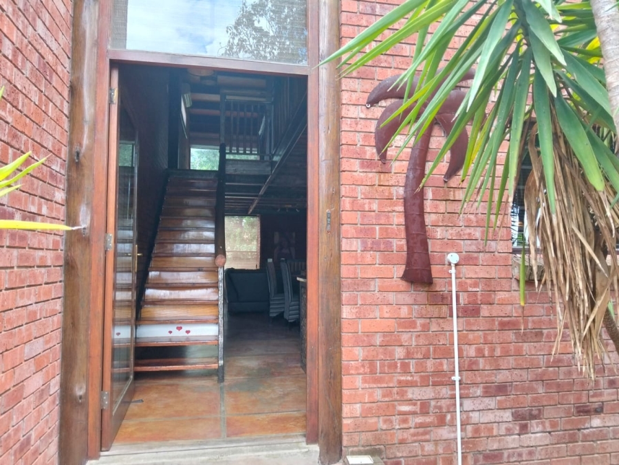 4 Bedroom Property for Sale in Pellissier Free State